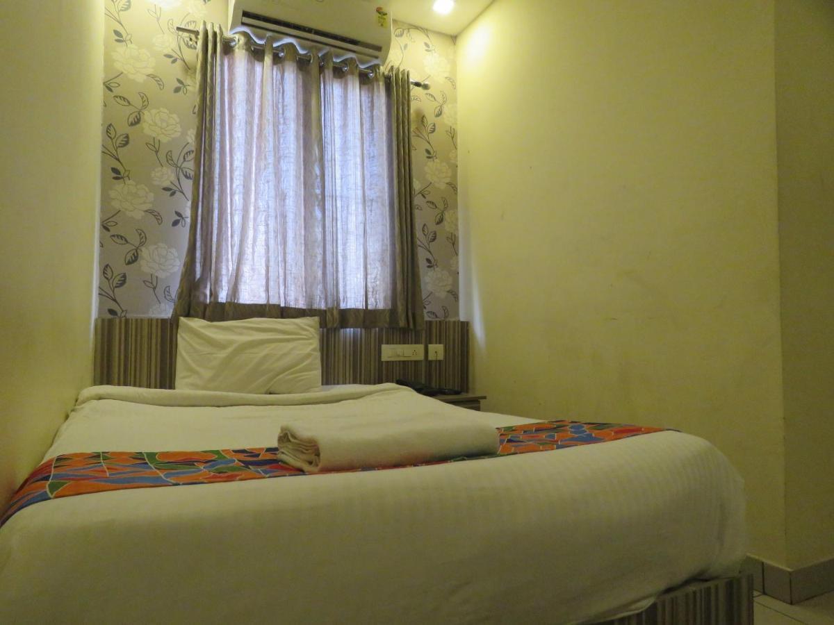 Hotel Reegate Inn Near South Railway Station Kochi Exterior foto